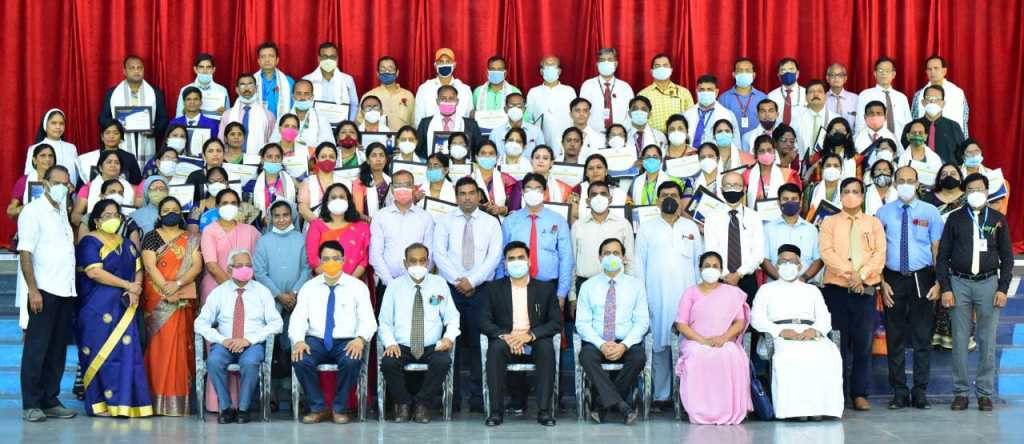 DPS में 33 स्कूलों के 65 शिक्षकों को मिला ‘गुरु वशिष्ठ शिक्षक&nbsp;सम्मान’