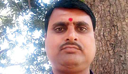 हिन्दी कविता – बुखार में&nbsp;घोषणा