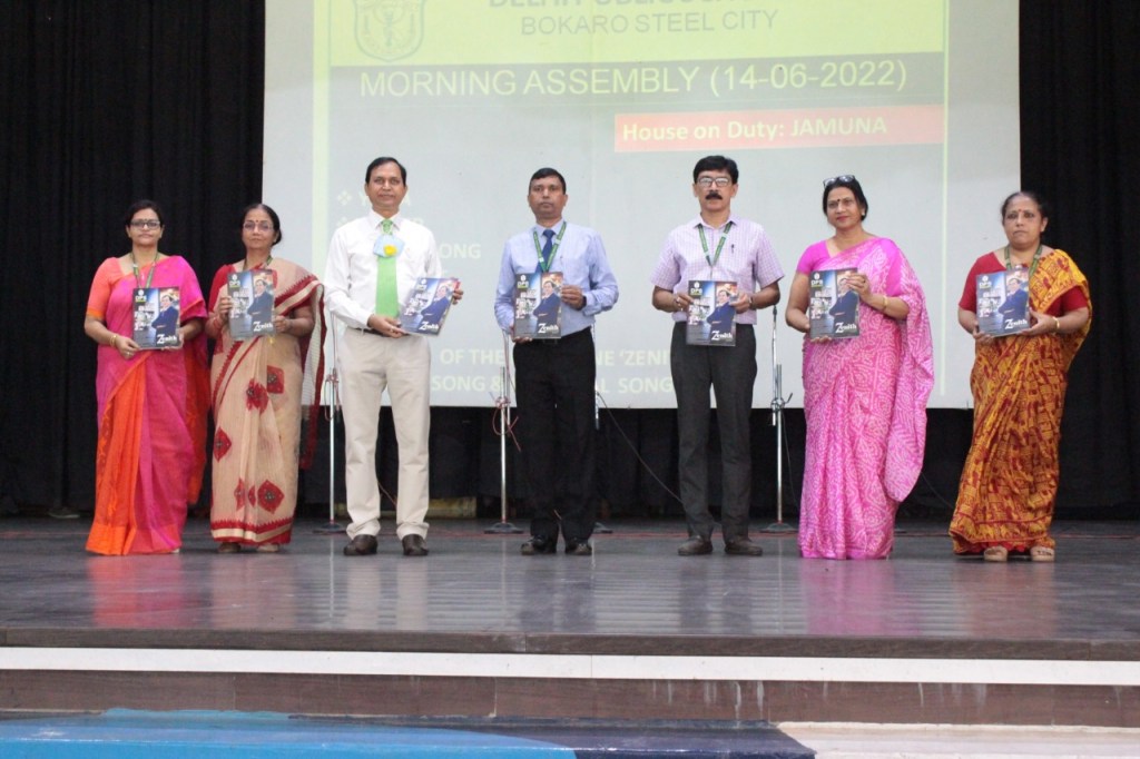 डीपीएस बोकारो के न्यूजलेटर ‘क्रॉनिकल्स’ और गृह पत्रिका ‘जेनिथ’ का&nbsp;विमोचन