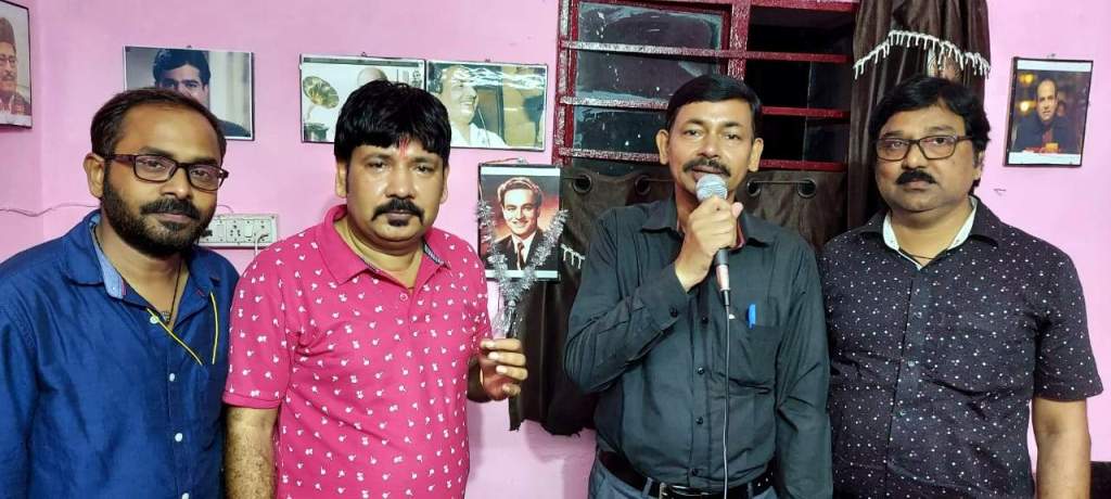 दुनिया बनाने वाले क्या तेरे मन में समाई…. मुकेश की याद की संगीत&nbsp;संध्या