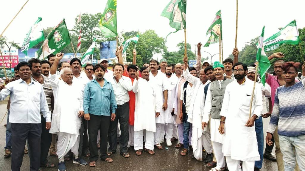 AGM की पिटाई के विरुद्ध चास-बोकारो बंद, MLA की गिरफ्तारी की&nbsp;मांग