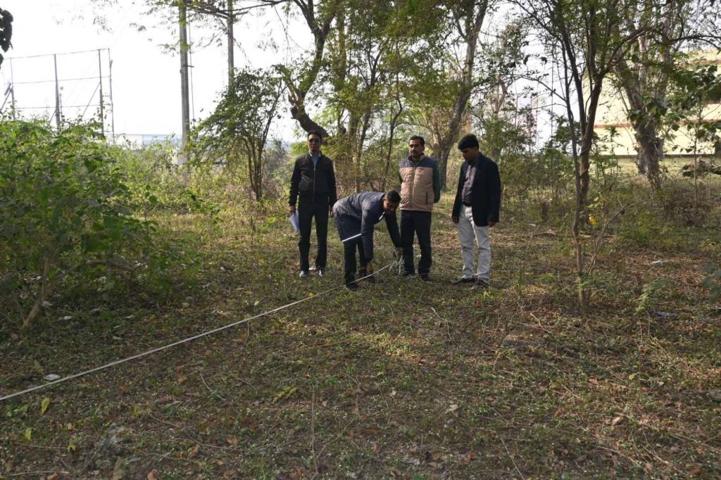 रंग ला रही बोकारो प्रेस क्लब की पहल, भवन निर्माण के लिए डीसी ने कराई&nbsp;मापी