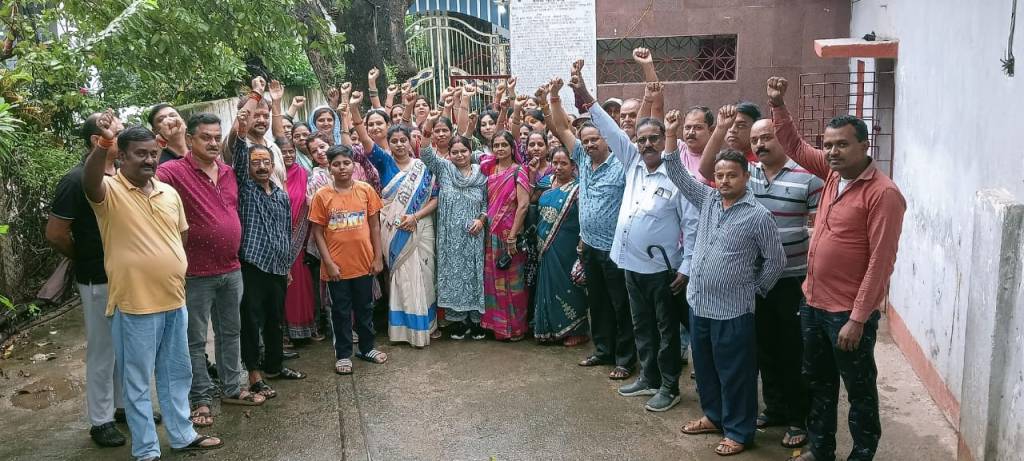 विद्युत नगरी में ‘विद्युत युद्ध’ की आहट! DVC के खिलाफ भड़के लोग, बोले- ‘Smart Meter नहीं, ‘Over Billing का मीटर’&nbsp;है!