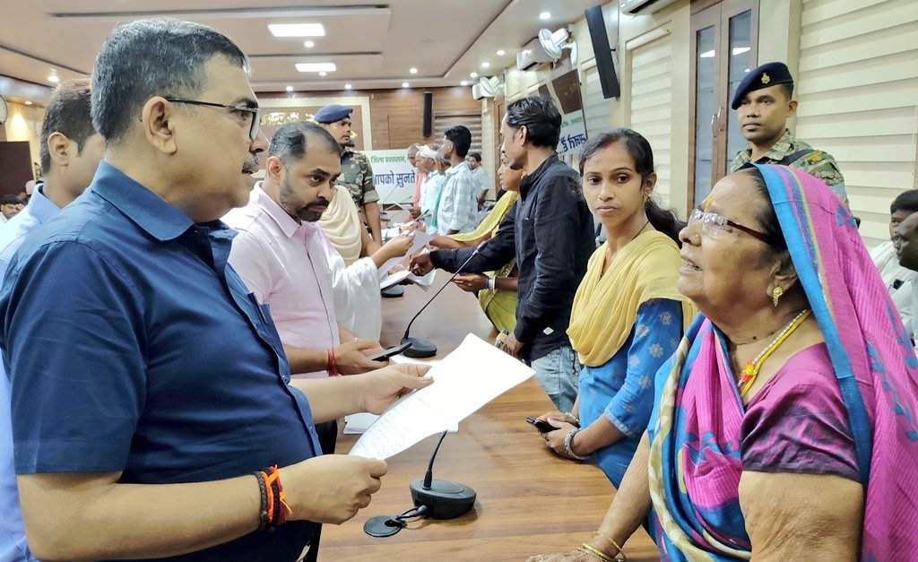 30 मिनट में सुलझी बुजुर्ग की पीड़ा, आपदा पीड़ित परिवार को मिली बड़ी&nbsp;राहत